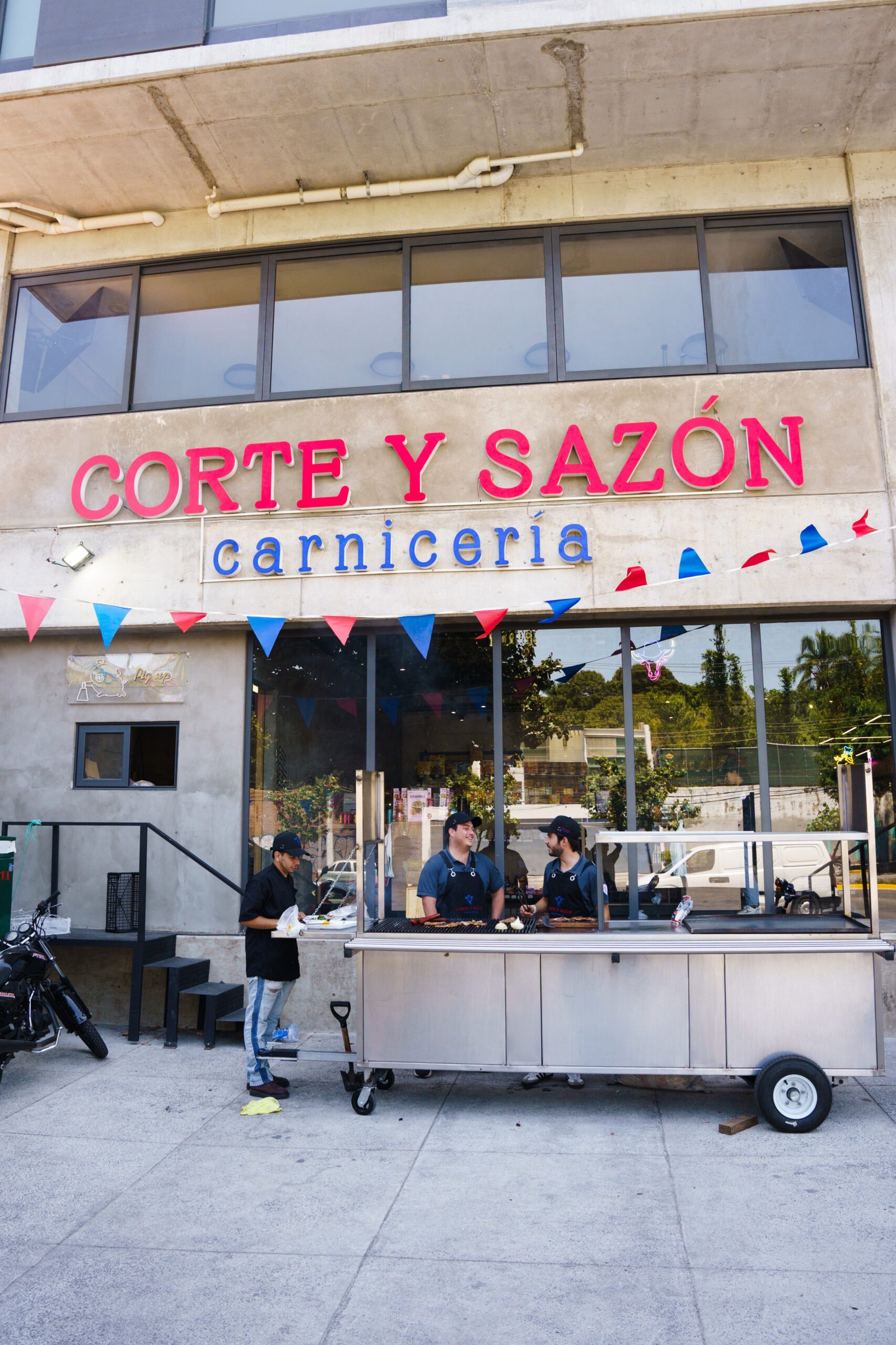 Corte y Sazón · NOEMA Estudio · Contenido para RRSS 2025