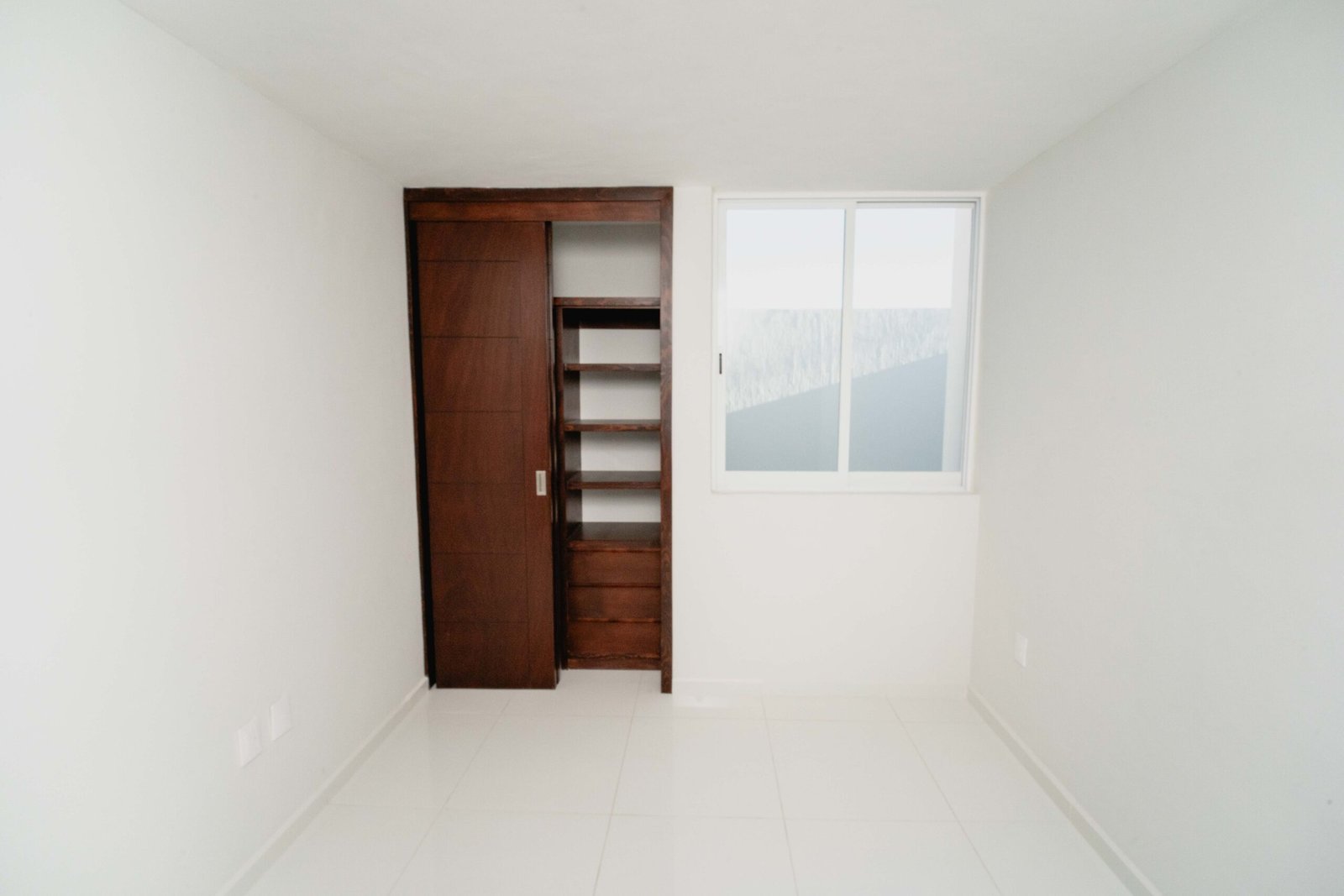 Invica · NOEMA Estudio · Fotografía Inmobiliaria 2026