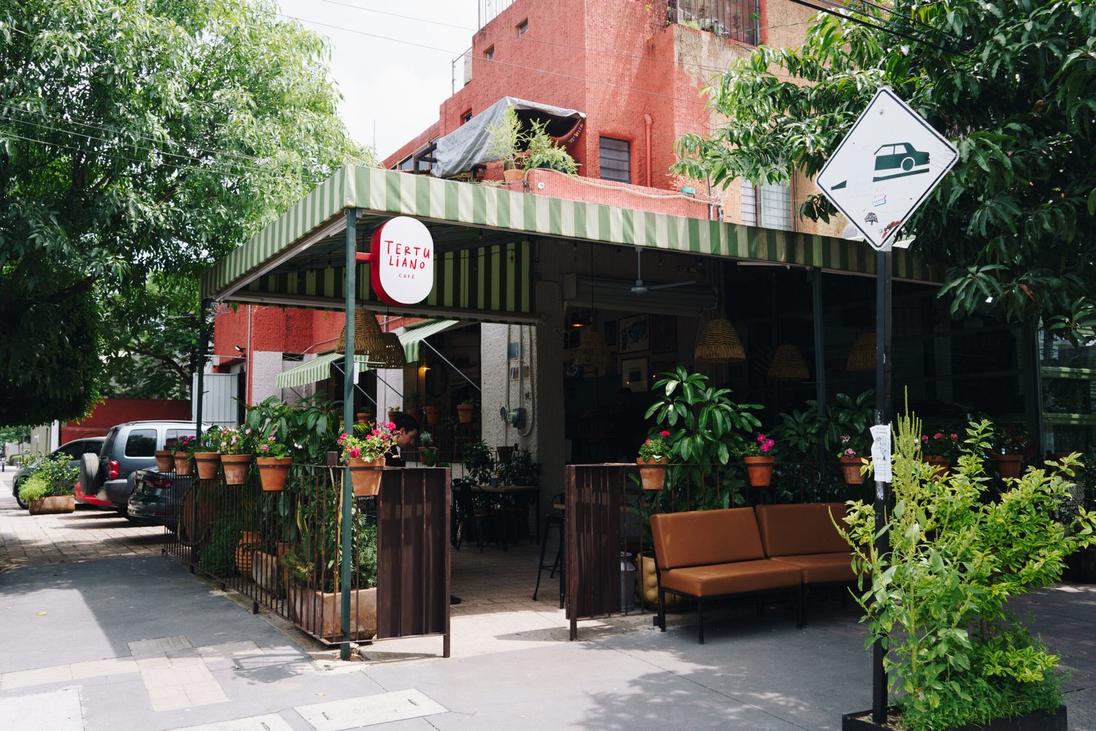 Tertuliano Café · NOEMA Estudio · Contenido para RRSS 2024-2025